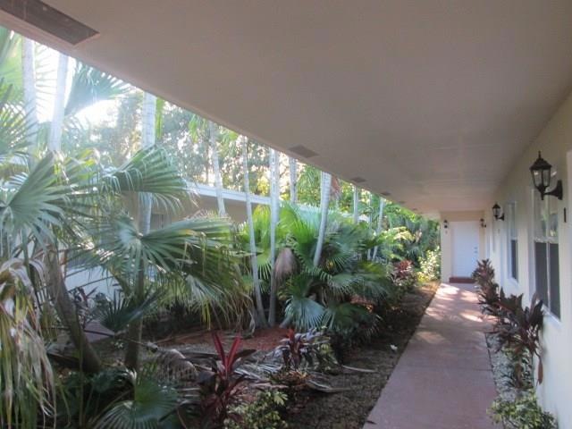 551 SW 14th Ave unit 1, Fort Lauderdale, FL 33312 - photo 1