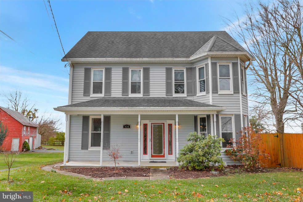 934 Milnor Rd, Greencastle, PA 17225 - photo 1
