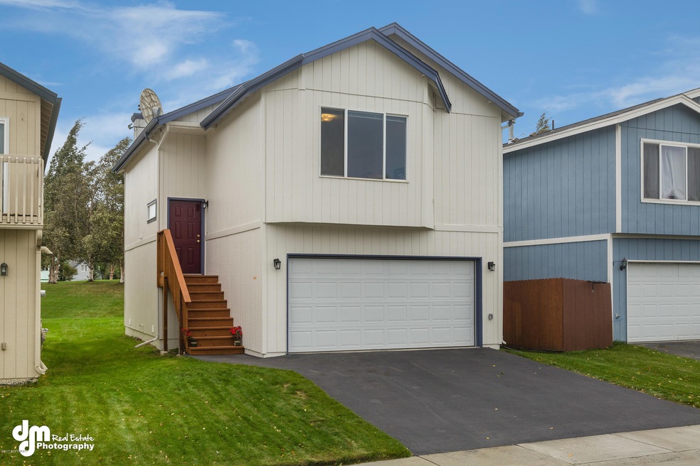 Exterior_DMD_1486-FULL