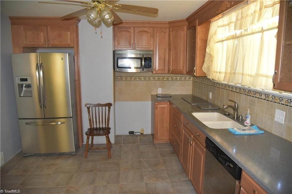 1400 E Twenty Fourth St, Winston Salem, NC 27101 - photo 1