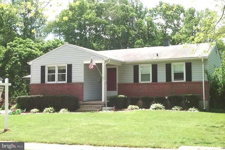 221 Highmeadow Rd, Reisterstown, MD 21136 - photo 1