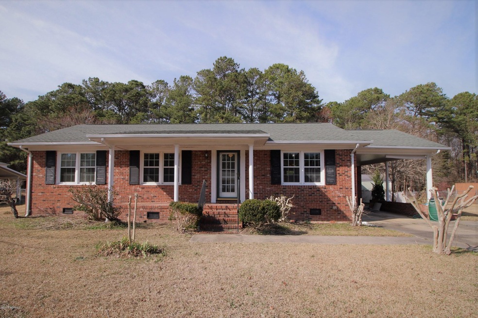 216 Carolina Pine Blvd - Front