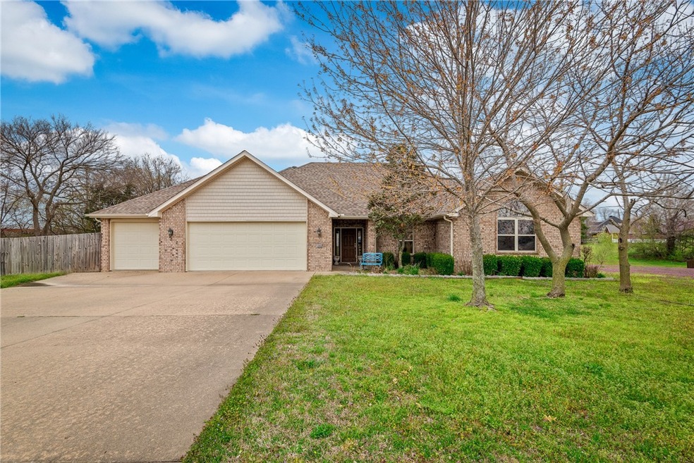 13660 Loren Ln, Fayetteville, AR 72704 - photo 1