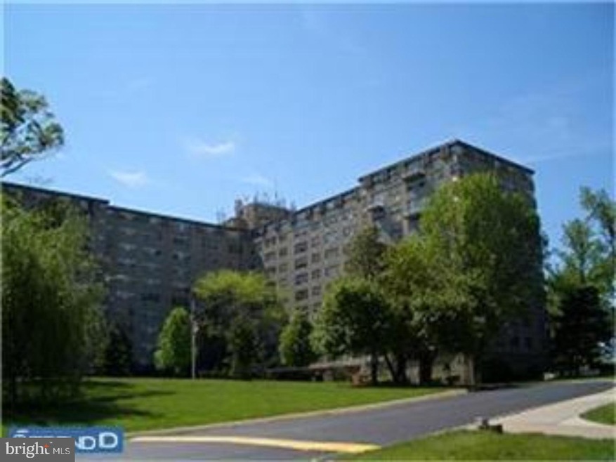 Radnor House unit 803, Bryn Mawr, PA 19010 - photo 1