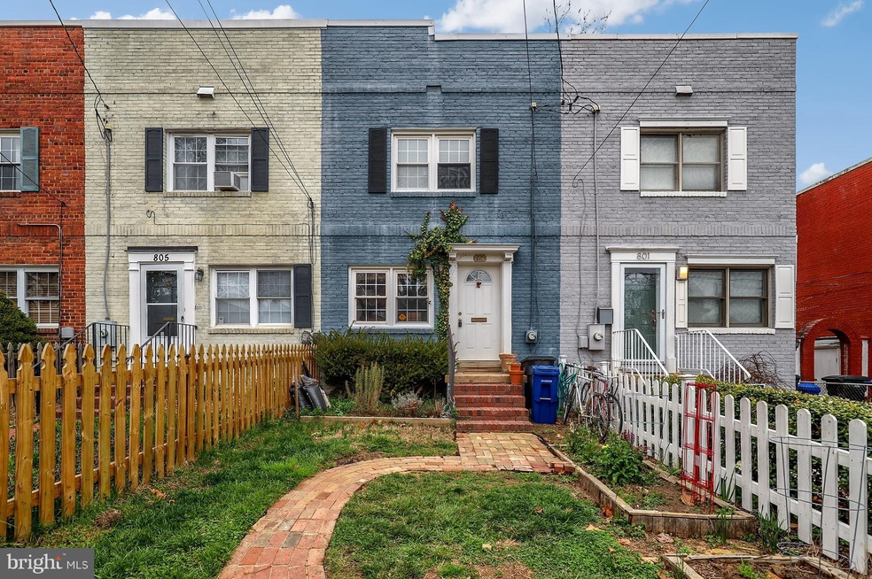 803 Bernard St, Alexandria, VA 22314 - photo 1