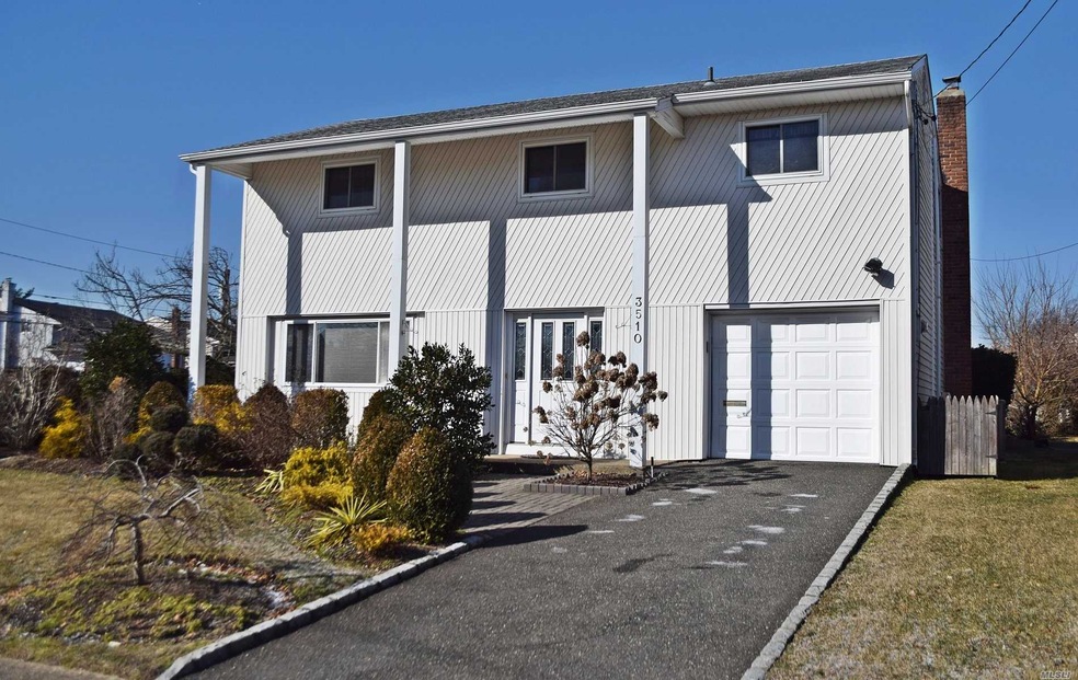 3510 Steven Rd, Baldwin, NY 11510 - photo 1