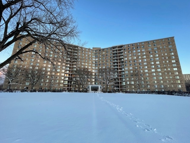 7141 N Kedzie Ave unit 110, Chicago, IL 60645 - photo 1