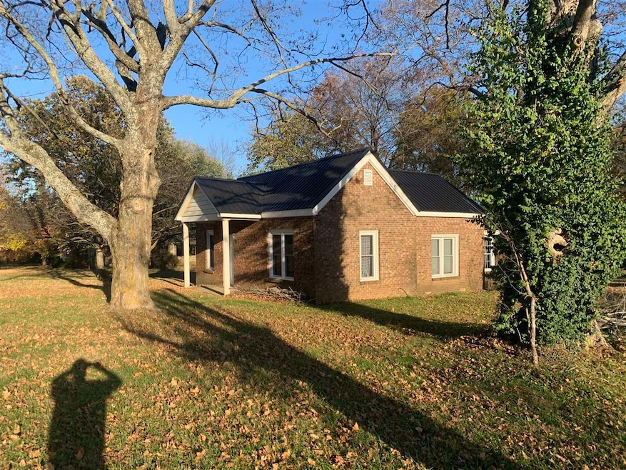 1229 W 9th St, Russellville, KY 42276 - photo 1