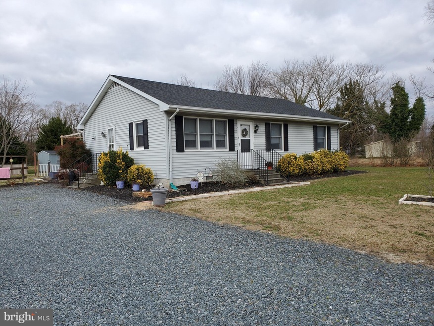 31000 N Poplar St, Laurel, DE 19956 - photo 1