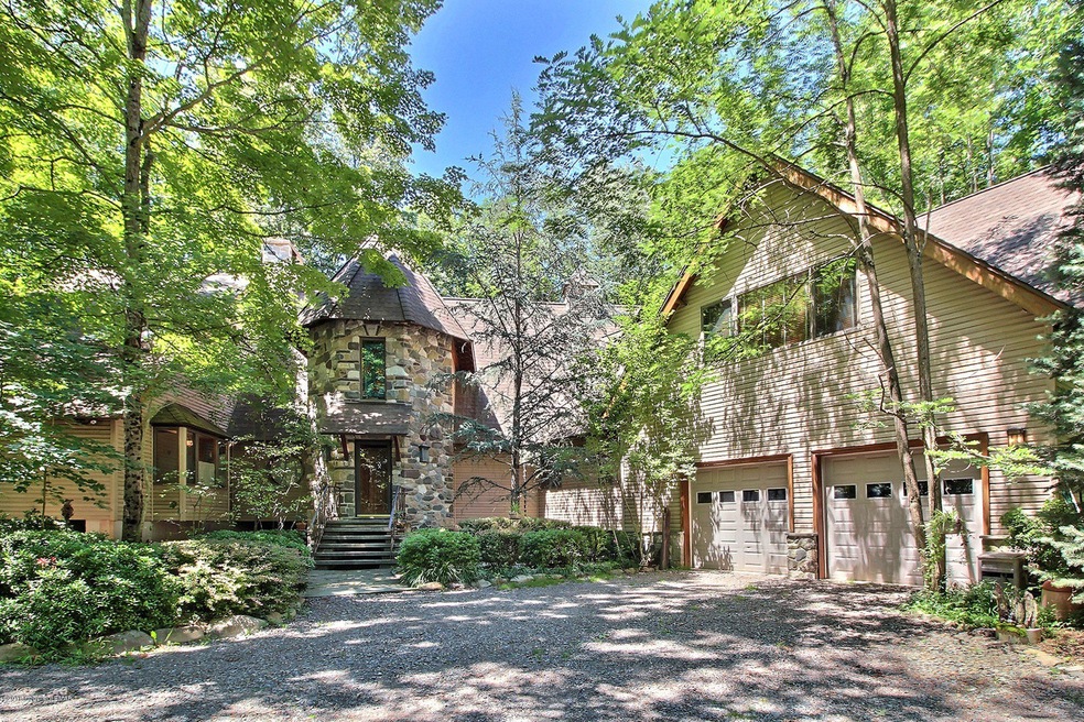 131 Ski Haven Dr, Cresco, PA 18326 - photo 1