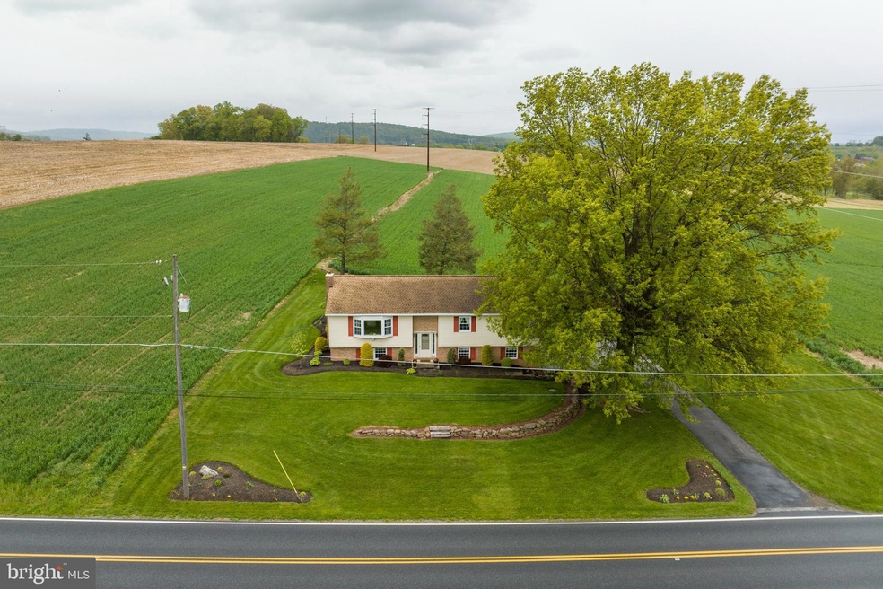 225 Pfautz Hill Rd, Stevens, PA 17578 - photo 1