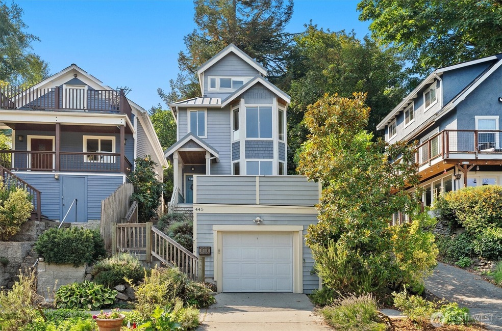 Sold $1,289,900 • Co-Listing Agent