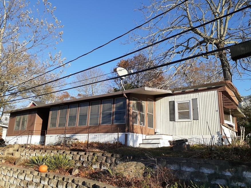 60 Kin Ct, Wareham, MA 02571 - photo 1