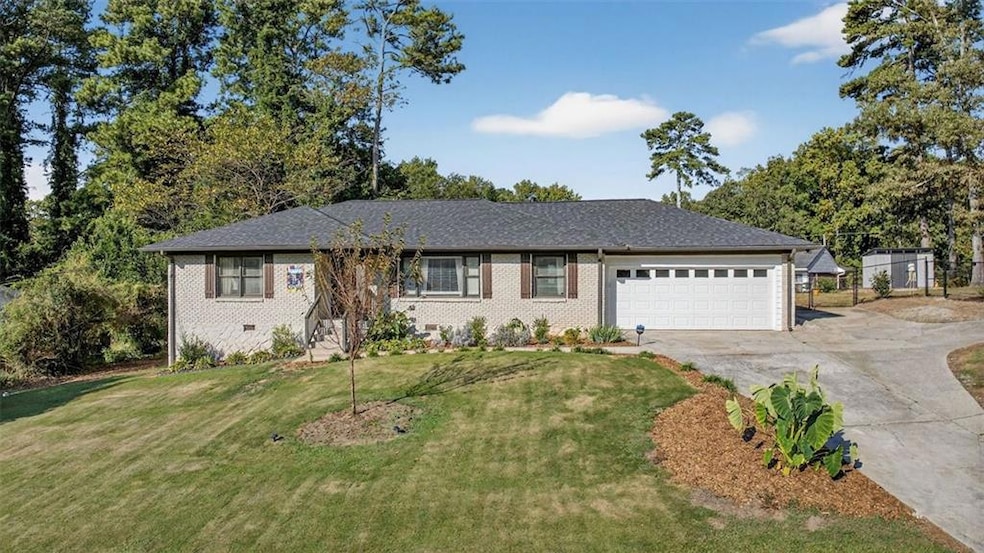 1994 Honeysuckle Ln SW, Atlanta, GA 30311 - photo 1