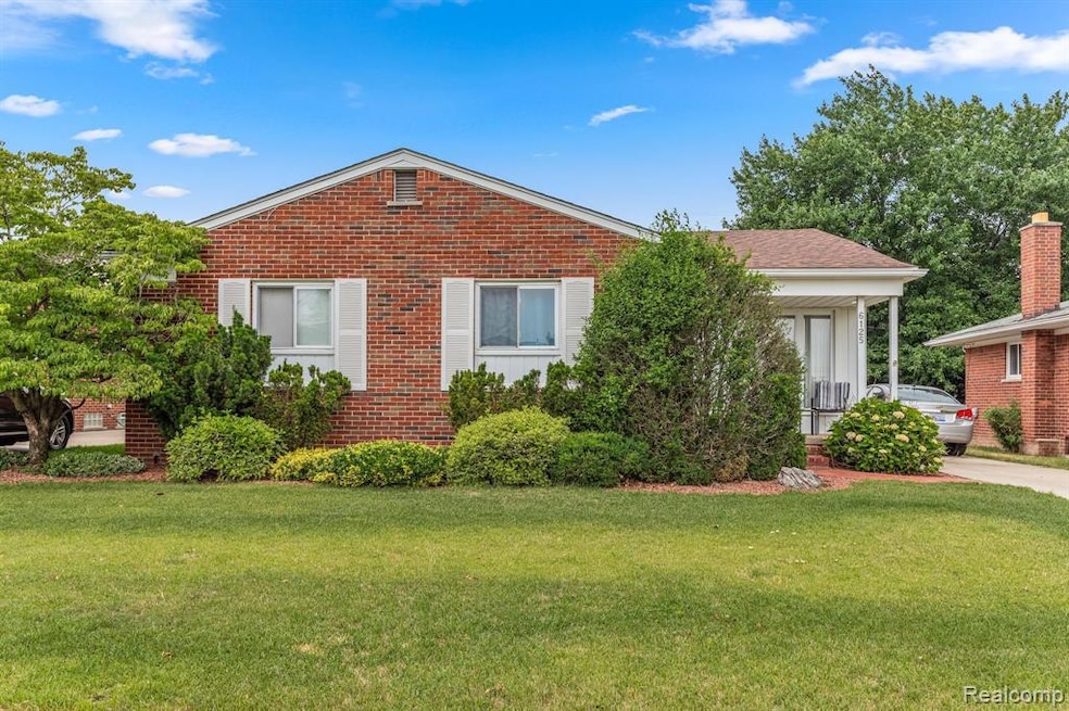 6125 Ardmore, Dearborn Heights, MI 48127 - photo 1