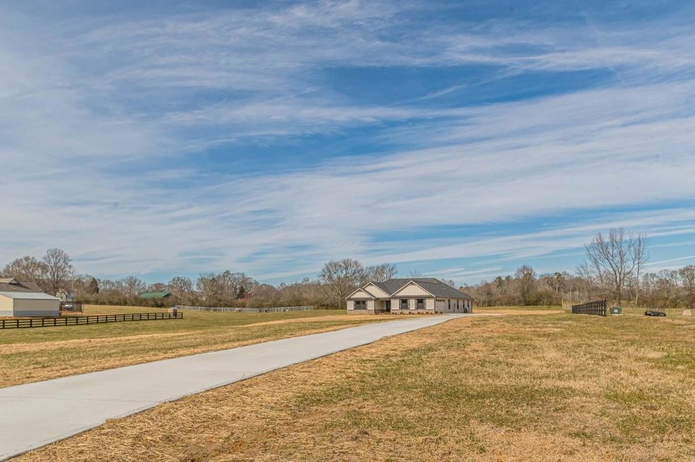 58 Martin Rd, Carrollton, GA 30116 - photo 1