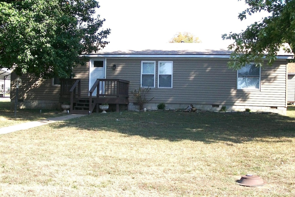 120 Matthew Ln, Hollister, MO 65672 - photo 1