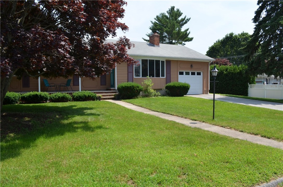 8 Jean Dr, Greenville, RI 02828 - photo 1