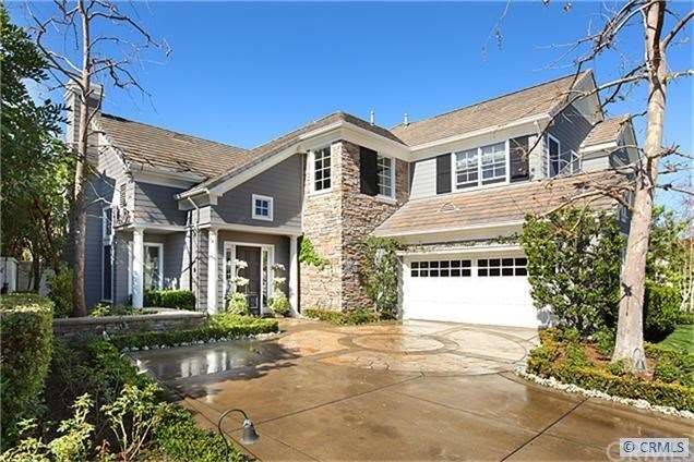 Beautiful Cape Cod style home located in a great l