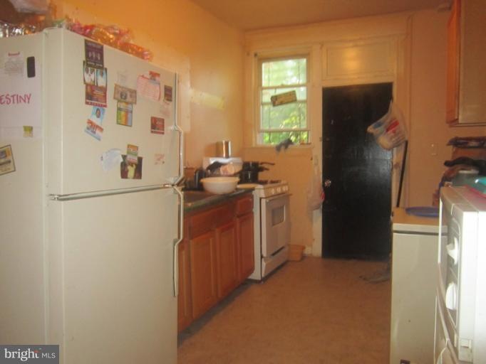 2802 Boarman Ave, Baltimore, MD 21215 - photo 1