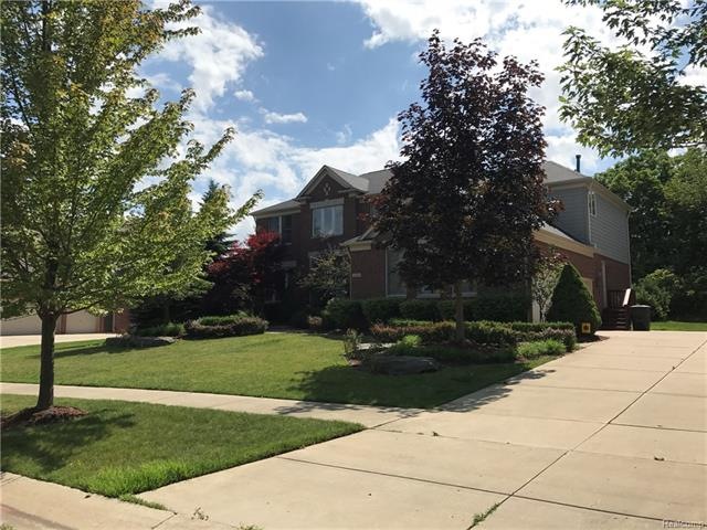 6899 Reed Ct, West Bloomfield, MI 48322 - photo 1