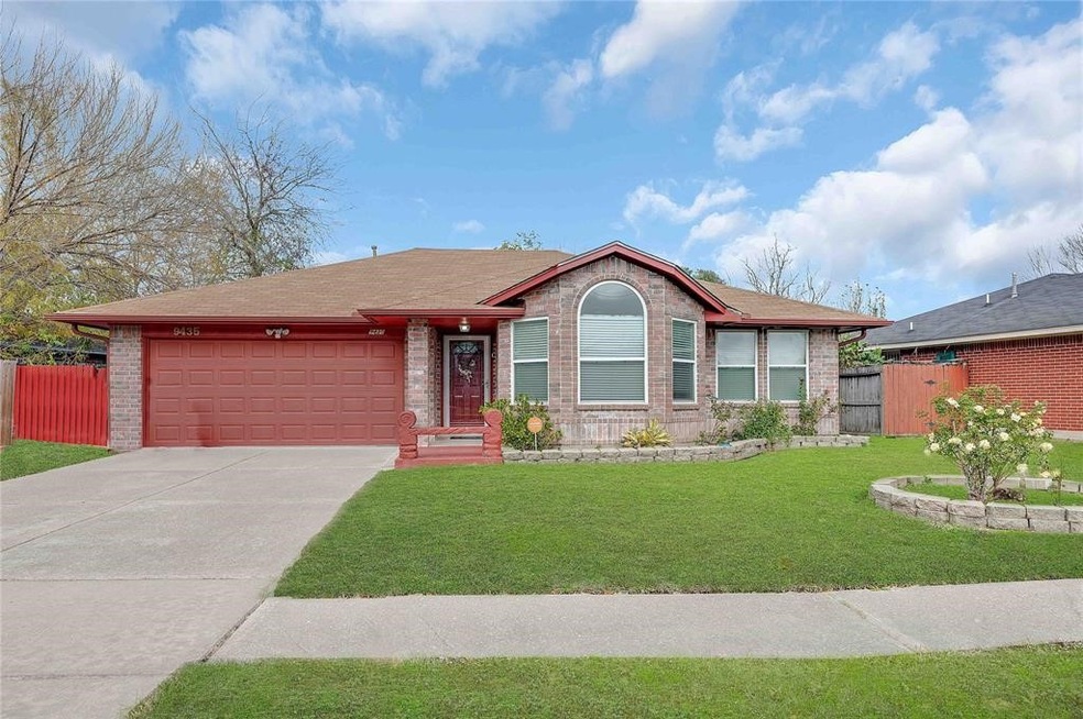 9435 Carmalee St, Houston, TX 77075 - photo 1