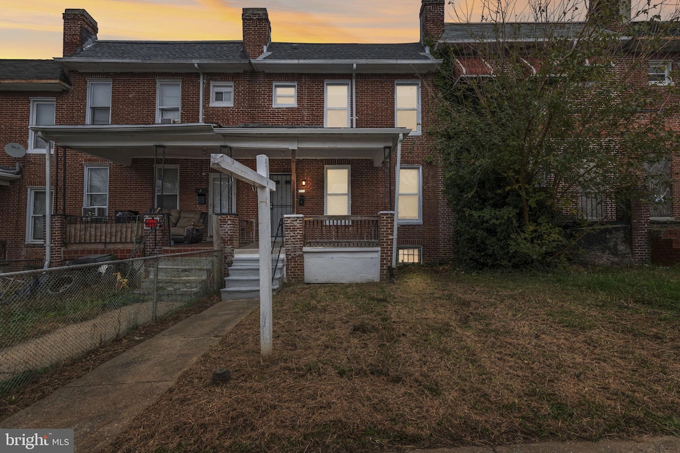 1209 Dukeland St, Baltimore, MD 21216 - photo 1