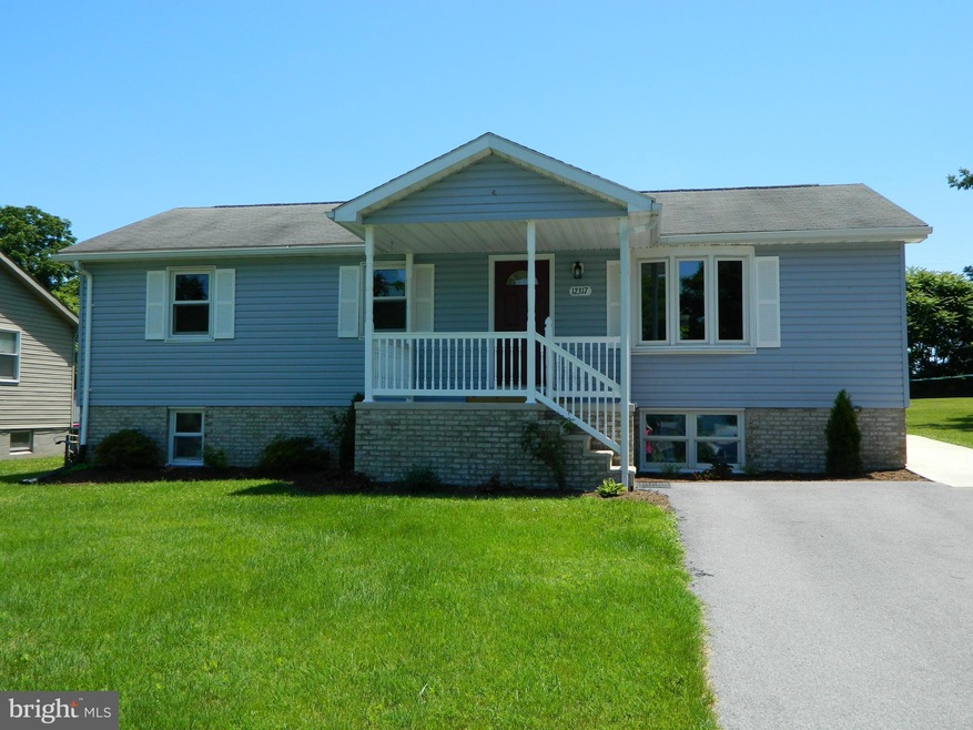 12317 Delwood Ave, Hagerstown, MD 21740 - photo 1