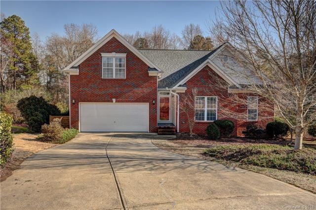 One owner home is in immaculate condition. This is THE ONE you have been awaiting.