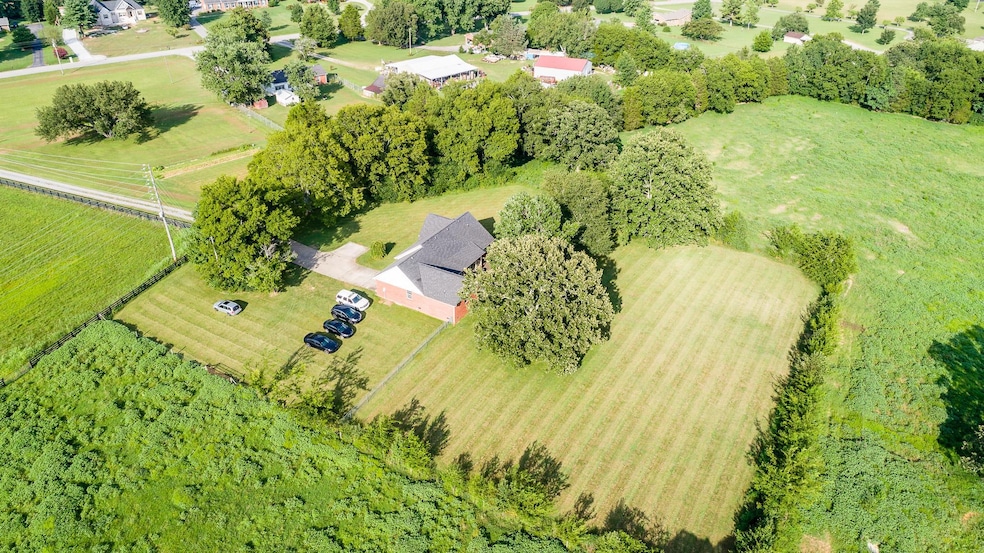 1506 Highway 130 E, Shelbyville, TN 37160 - photo 1