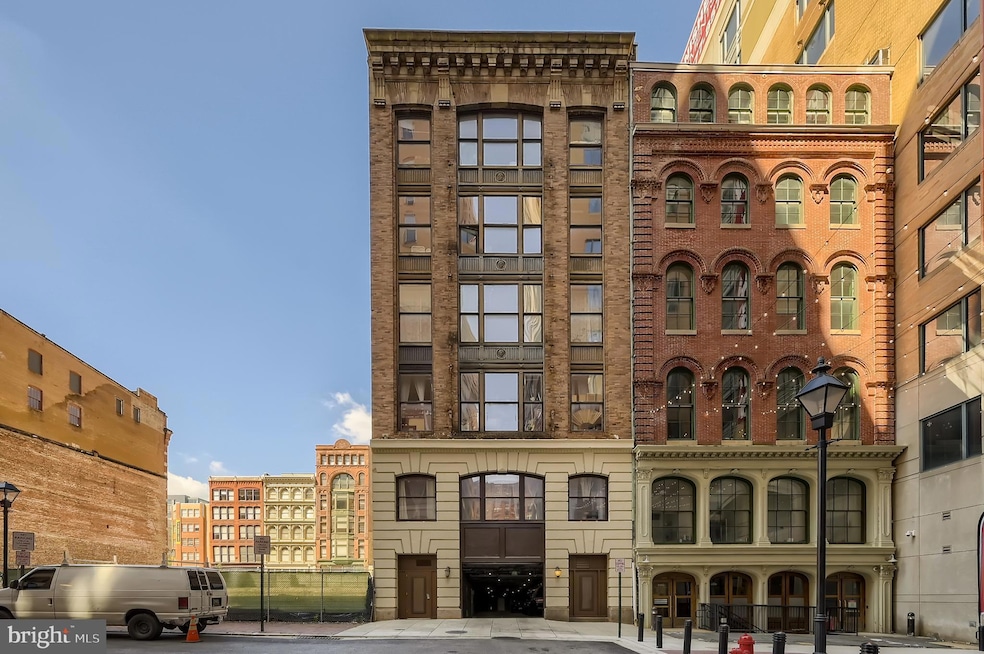 311 W Baltimore St unit 404, Baltimore, MD 21201 - photo 1