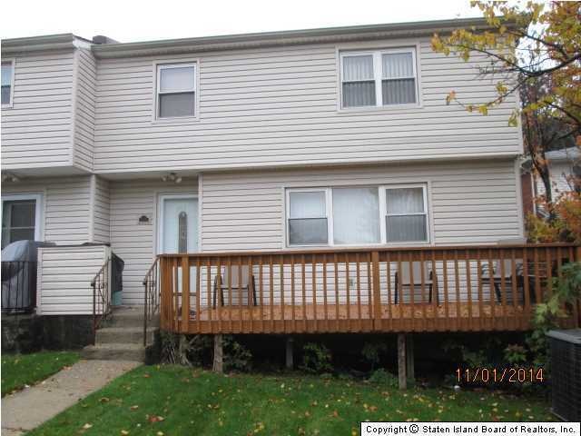 501 Willow Rd E unit 2, Staten Island, NY 10314 - photo 1