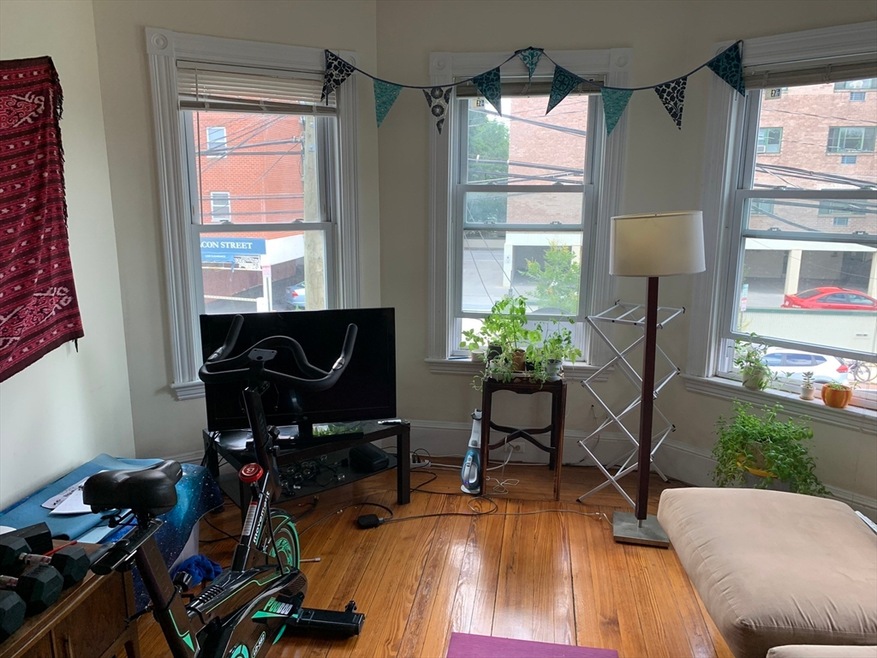 89 Beacon St unit 2, Somerville, MA 02143 - photo 1