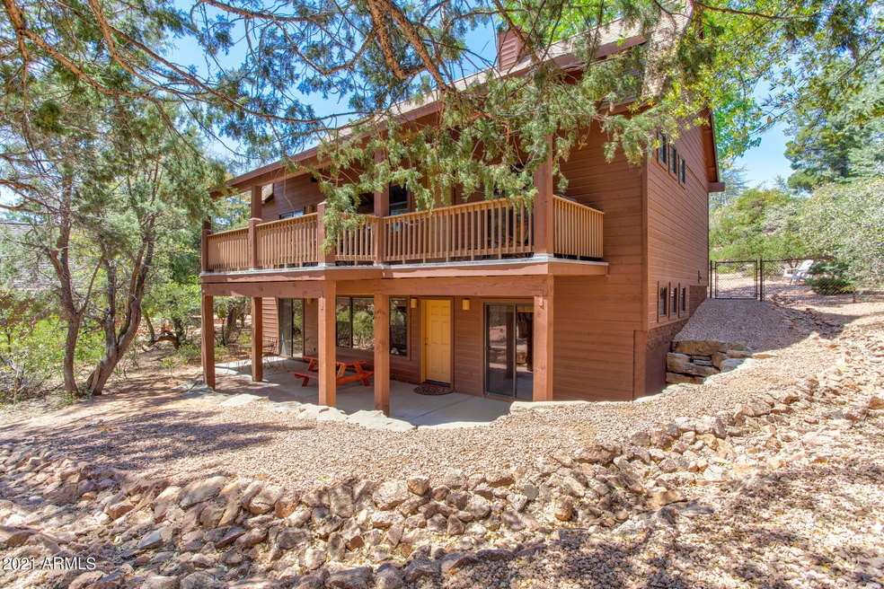 711 N Elk Run Circle