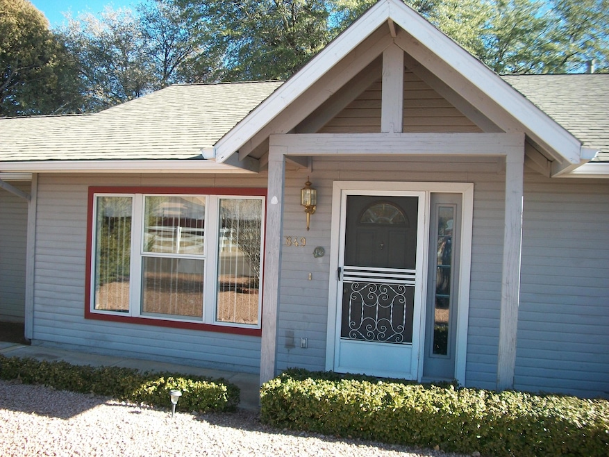 849 W PAYSON PKWY
