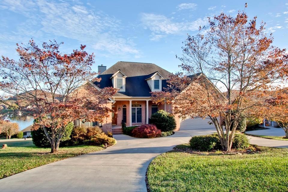 327 Gadusi Ln, Loudon, TN 37774 - photo 1