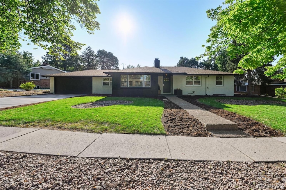 Under Contract $699,900