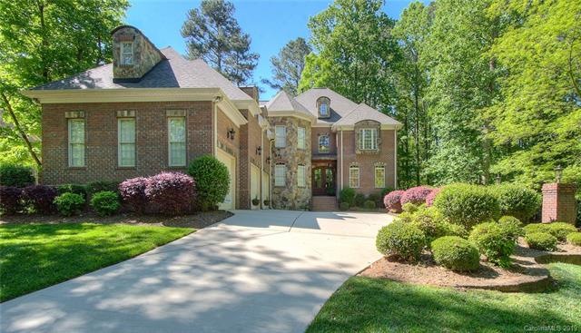 Gorgeous 5BR custom home with exquisite architectu