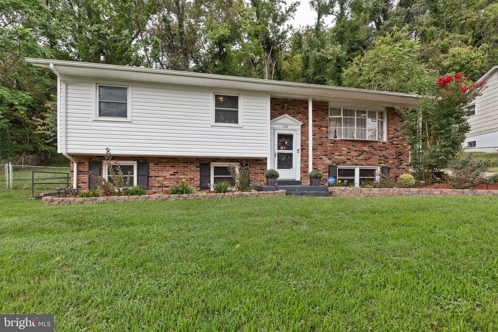 1720 Taylor Ave, Fort Washington, MD 20744 - photo 1