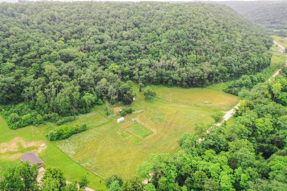 24699 E Burns Valley Rd, Wilson Township, MN 55987 - photo 1