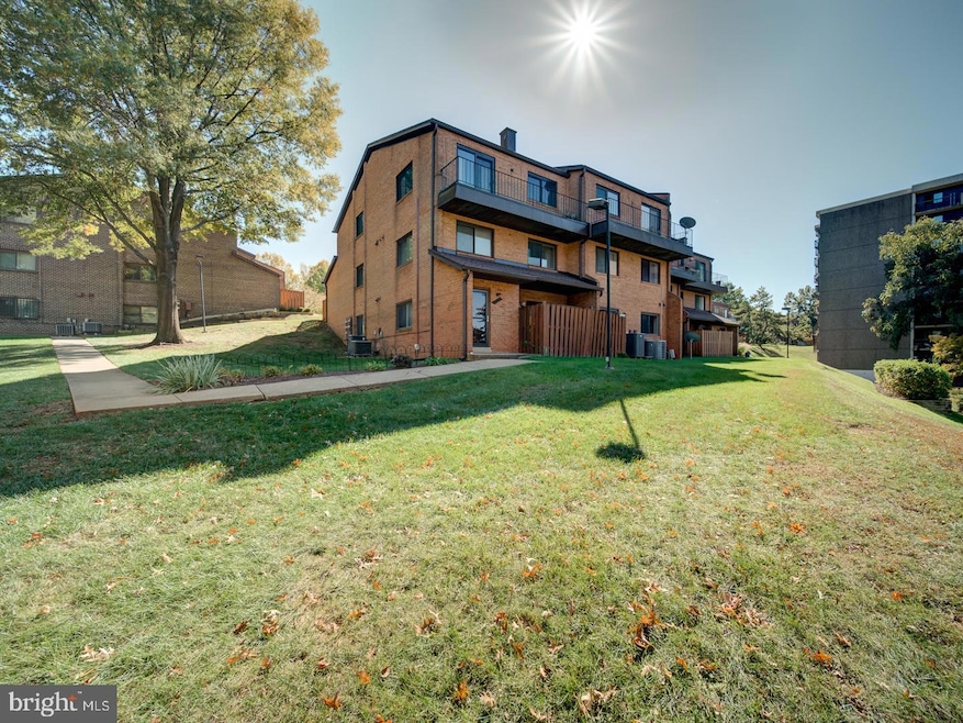 3459 Summit Ct NE unit 3459, Washington, DC 20018 - photo 1