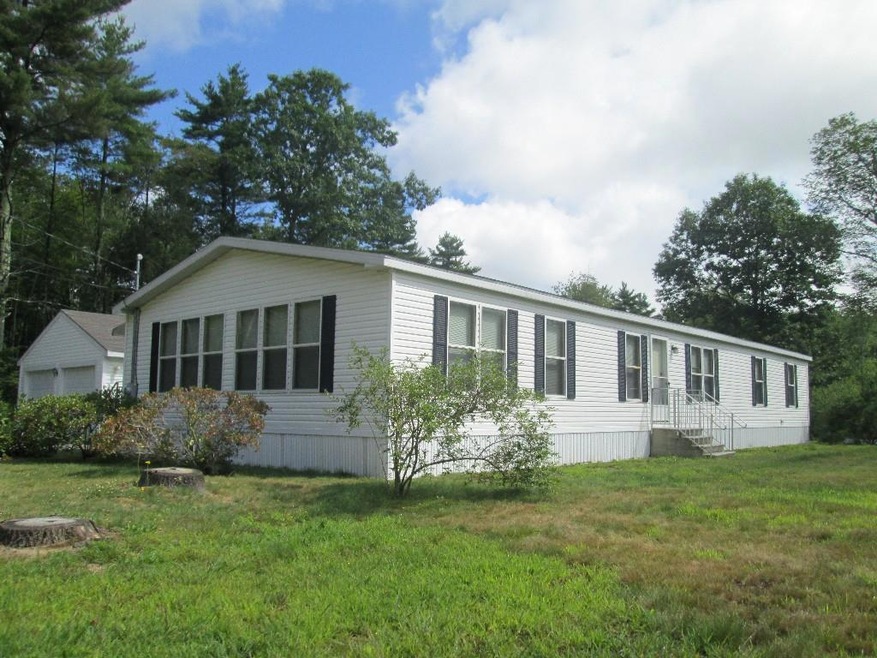 Exterior Front/Side and Garage