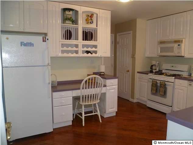 727 Midstreams Rd, Brick, NJ 08724 - photo 1