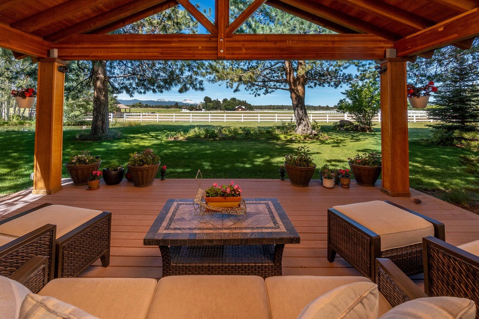 65111 Highland Rd, Bend, OR 97703 - photo 1