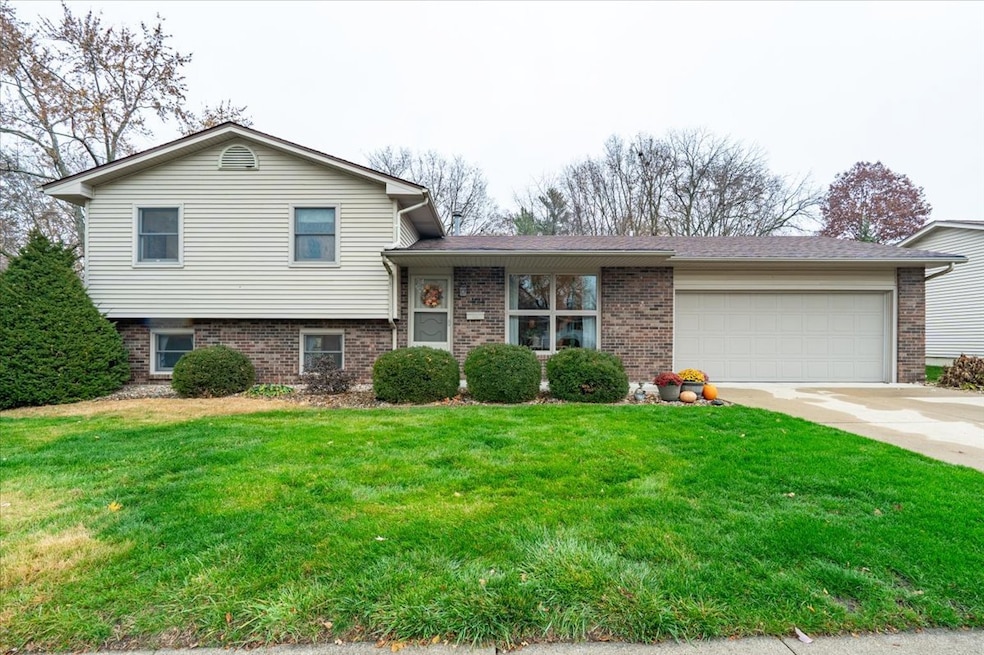 Pending $230,000 • Co-Listing Agent