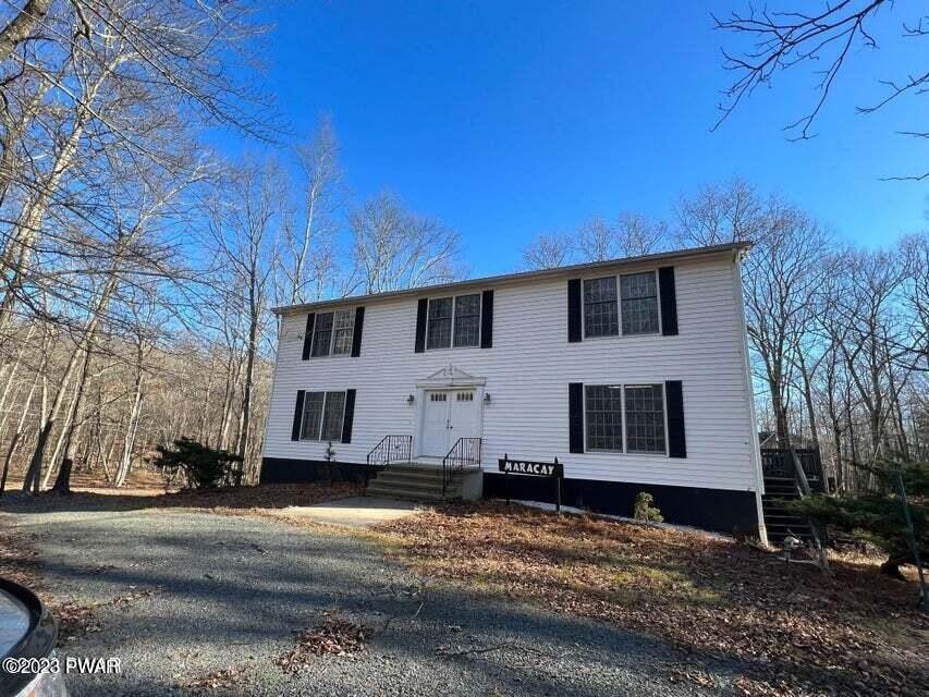 102 Forest View Dr, Hawley, PA 18428 - photo 1