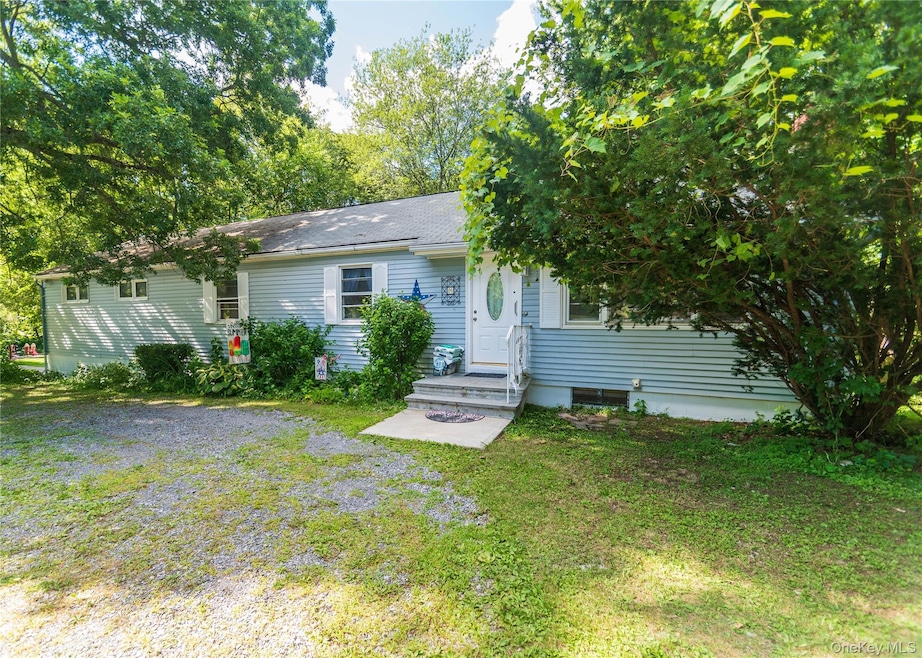 231 Myers Corners Rd, Wappingers Falls, NY 12590 - photo 1