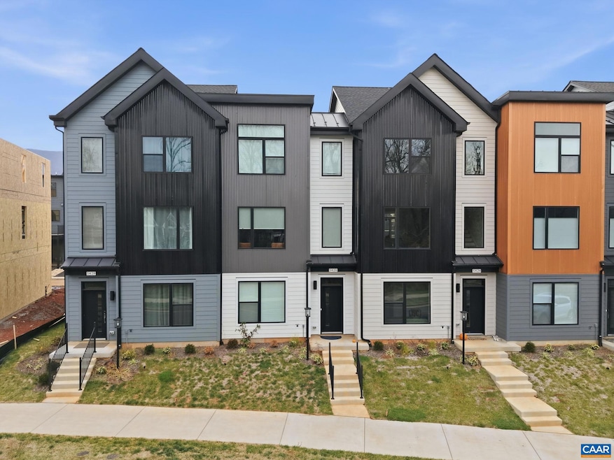 5428 Golf Dr, Crozet, VA 22932 - photo 1