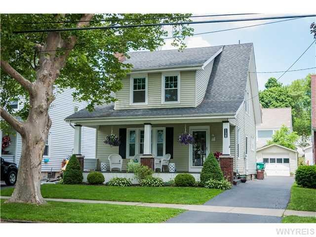 1126 James Ave, Niagara Falls, NY 14305 - photo 1