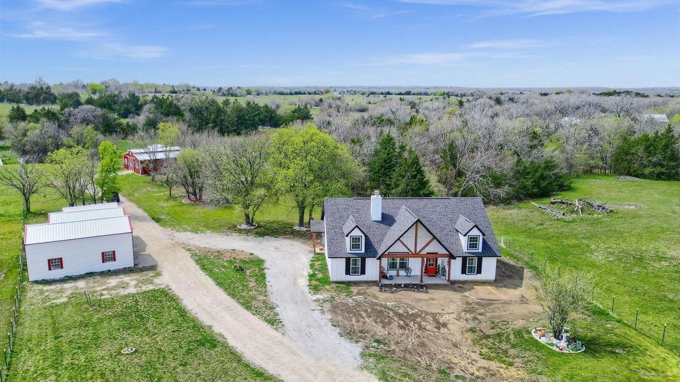 71 County Road 1266, Whitesboro, TX 76273 - photo 1